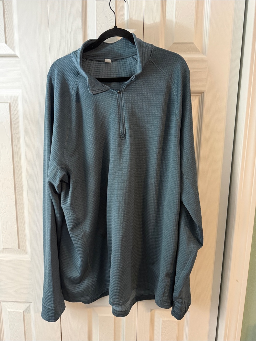 Old Navy Men's Quarter-Zip Pullover in Slate Teal